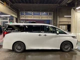 2024 Toyota Alphard Hybrid Hybrid 2.5 Lounge E-Four 4WD Van for sale, Japanese used car export - photo 5 of 35 | GULJI TRADERS
