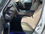 2024 Toyota Alphard Hybrid Hybrid 2.5 Lounge E-Four 4WD Van for sale, Japanese used car export - photo 31 of 35 | GULJI TRADERS