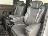 2024 Toyota Alphard Hybrid Executive Lounge 4WD White Van for sale, Japanese used car export - photo 17 of 24 | GULJI TRADERS