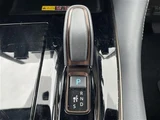 2024 Toyota Alphard Hybrid Z Van for sale, Japanese used car export - photo 22 of 24 | GULJI TRADERS
