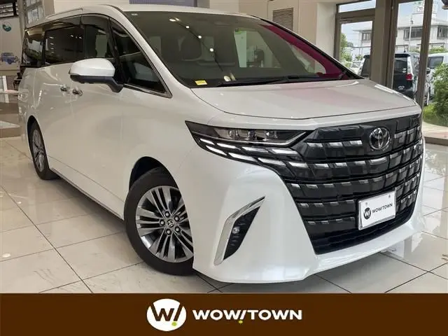 2024 Toyota Alphard Hybrid Z - photo 1 2024 Toyota Alphard Hybrid Z White Van for sale, Japanese used car export - photo 1 of 24 | GULJI TRADERS