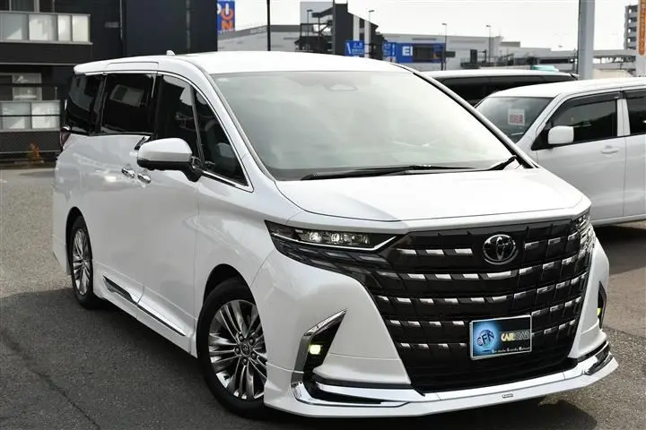 2024 Toyota Alphard Hybrid 2.5 Z 7 people 2WD - photo 1 2024 Toyota Alphard Hybrid 2.5 Z 7 people 2WD Pearl Van for sale, Japanese used car export - photo 1 of 30 | GULJI TRADERS