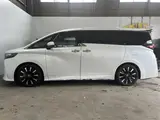 2024 Toyota Alphard Hybrid 2.5Executive7 people4WD Pearl Van for sale, Japanese used car export - photo 9 of 30 | GULJI TRADERS