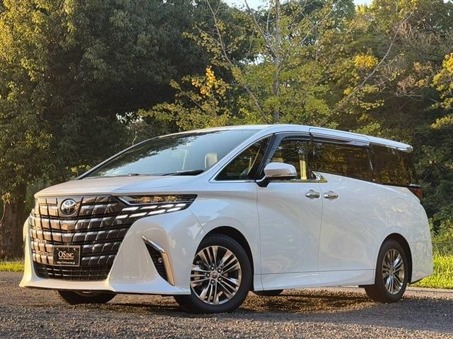 2024 Toyota Alphard Hybrid 2.5 Z Van for sale, Japanese used car export - photo 1 of 10 | GULJI TRADERS