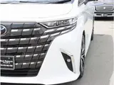 2024 Toyota Alphard Hybrid Hybrid 2.5 Executive Lounge Pearl Van for sale, Japanese used car export - photo 11 of 50 | GULJI TRADERS