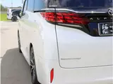 2024 Toyota Alphard Hybrid Hybrid 2.5 Executive Lounge Pearl Van for sale, Japanese used car export - photo 15 of 50 | GULJI TRADERS