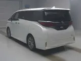 2024 Toyota Alphard Hybrid Z 4WD Pearl Van for sale, Japanese used car export - photo 4 of 14 | GULJI TRADERS