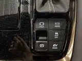 2024 Toyota Alphard Hybrid Z 4WD Pearl Van for sale, Japanese used car export - photo 8 of 14 | GULJI TRADERS