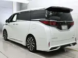 2024 Toyota Alphard Hybrid Executive Lounge Pearl Van for sale, Japanese used car export - photo 6 of 12 | GULJI TRADERS