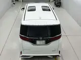 2024 Toyota Alphard Hybrid Executive Lounge Pearl Van for sale, Japanese used car export - photo 8 of 12 | GULJI TRADERS