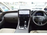 2024 Toyota Alphard Hybrid Lounge Van for sale, Japanese used car export - photo 13 of 35 | GULJI TRADERS