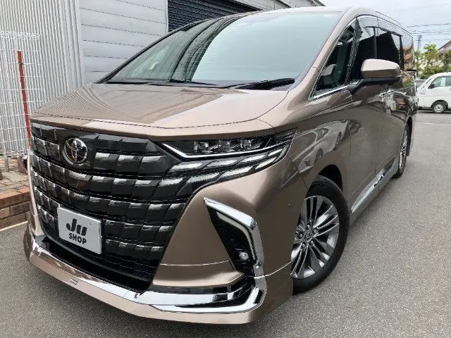 2024 Toyota Alphard Hybrid Hybrid Z 14-inch Navigation Universal Step Gold Van for sale, Japanese used car export - photo 1 of 24 | GULJI TRADERS