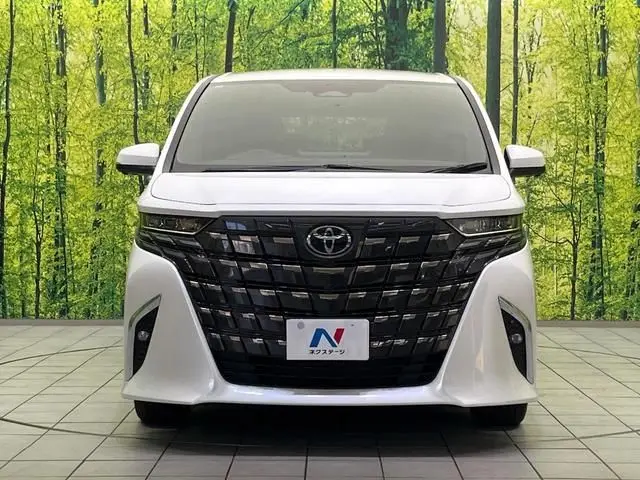 2024 Toyota Alphard Hybrid Z - photo 1 2024 Toyota Alphard Hybrid Z Pearl Van for sale, Japanese used car export - photo 1 of 24 | GULJI TRADERS
