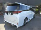 2024 Toyota Alphard Hybrid 4WD Hybrid Z Modellista Pearl Van for sale, Japanese used car export - photo 17 of 20 | GULJI TRADERS