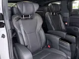 2024 Toyota Alphard Hybrid Z Pearl Van for sale, Japanese used car export - photo 4 of 8 | GULJI TRADERS