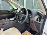 2025 Toyota Alphard Hybrid Hybrid 2.5 Spacious Lounge E-Four 4WD White Van for sale, Japanese used car export - photo 19 of 20 | GULJI TRADERS