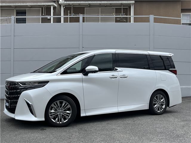 2025 Toyota Alphard Hybrid Hybrid Z Van for sale, Japanese used car export - photo 1 of 80 | GULJI TRADERS