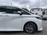 2025 Toyota Alphard Hybrid Hybrid Z Van for sale, Japanese used car export - photo 31 of 80 | GULJI TRADERS