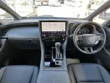 2025 Toyota Alphard Hybrid Hybrid 2.5 Z Navigation Independent moonroof ETC on-board unit Pearl Van for sale, Japanese used car export - photo 6 of 54 | GULJI TRADERS