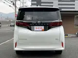 2025 Toyota Alphard Hybrid Hybrid 2.5 Executive Lounge E-Four 4WD Pearl Van for sale, Japanese used car export - photo 5 of 28 | GULJI TRADERS