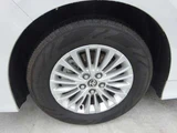 2025 Toyota Alphard Hybrid Hybrid 2.5 X E-Four 4WD Van for sale, Japanese used car export - photo 9 of 45 | GULJI TRADERS