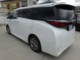 2025 Toyota Alphard Hybrid Hybrid 2.5 Z White Van for sale, Japanese used car export - photo 11 of 60 | GULJI TRADERS