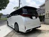 2025 Toyota Alphard Hybrid Hybrid 2.5 Executive Lounge White Van for sale, Japanese used car export - photo 3 of 70 | GULJI TRADERS