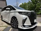 2025 Toyota Alphard Hybrid Hybrid 2.5 Executive Lounge White Van for sale, Japanese used car export - photo 9 of 70 | GULJI TRADERS