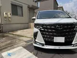 2025 Toyota Alphard Hybrid Hybrid 2.5 Executive Lounge White Van for sale, Japanese used car export - photo 17 of 70 | GULJI TRADERS
