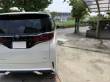 2025 Toyota Alphard Hybrid Hybrid 2.5 Executive Lounge White Van for sale, Japanese used car export - photo 49 of 70 | GULJI TRADERS
