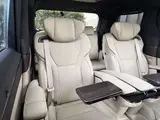 2025 Toyota Alphard Hybrid Hybrid 2.5 Executive Lounge White Van for sale, Japanese used car export - photo 52 of 70 | GULJI TRADERS