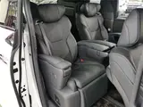 2025 Toyota Alphard Hybrid Executive Lounge Pearl Van for sale, Japanese used car export - photo 31 of 50 | GULJI TRADERS