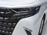 2025 Toyota Alphard Hybrid Hybrid 2.5 X White Van for sale, Japanese used car export - photo 17 of 52 | GULJI TRADERS