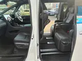 2025 Toyota Alphard Hybrid Z Pearl Van for sale, Japanese used car export - photo 29 of 31 | GULJI TRADERS
