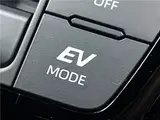 2025 Toyota Alphard Hybrid Hybrid X Black Van for sale, Japanese used car export - photo 12 of 30 | GULJI TRADERS