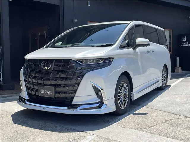 2025 Toyota Alphard Hybrid Executive Lounge Pearl Van for sale, Japanese used car export - photo 1 of 47 | GULJI TRADERS