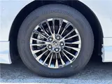 2025 Toyota Alphard Hybrid Executive Lounge Pearl Van for sale, Japanese used car export - photo 5 of 47 | GULJI TRADERS