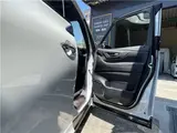 2025 Toyota Alphard Hybrid Executive Lounge Pearl Van for sale, Japanese used car export - photo 31 of 47 | GULJI TRADERS