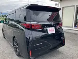 2025 Toyota Alphard Hybrid Executive Lounge Black Van for sale, Japanese used car export - photo 5 of 20 | GULJI TRADERS