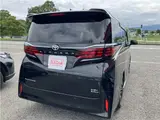 2025 Toyota Alphard Hybrid Executive Lounge Black Van for sale, Japanese used car export - photo 6 of 20 | GULJI TRADERS