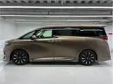 2025 Toyota Alphard Hybrid Executive Lounge Gold Van for sale, Japanese used car export - photo 19 of 78 | GULJI TRADERS