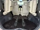 2025 Toyota Alphard Hybrid Executive Lounge Gold Van for sale, Japanese used car export - photo 61 of 78 | GULJI TRADERS
