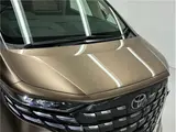 2025 Toyota Alphard Hybrid Executive Lounge Gold Van for sale, Japanese used car export - photo 65 of 78 | GULJI TRADERS