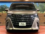 2025 Toyota Alphard Hybrid Hybrid Z Gold Van for sale, Japanese used car export - photo 16 of 30 | GULJI TRADERS