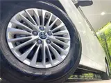 2025 Toyota Alphard Hybrid Hybrid X Pearl Van for sale, Japanese used car export - photo 17 of 30 | GULJI TRADERS