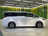 2025 Toyota Alphard Hybrid Hybrid Z Van for sale, Japanese used car export - photo 25 of 29 | GULJI TRADERS