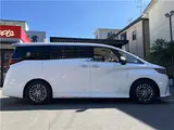 2025 Toyota Alphard Hybrid Executive Lounge Cold Climate Specification Pearl Van for sale, Japanese used car export - photo 8 of 34 | GULJI TRADERS