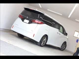 2025 Toyota Alphard Hybrid Executive Lounge Hybrid ) Van for sale, Japanese used car export - photo 12 of 20 | GULJI TRADERS