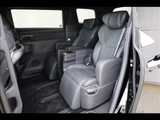 2025 Toyota Alphard Hybrid Z ( Hybrid ) Van for sale, Japanese used car export - photo 18 of 20 | GULJI TRADERS