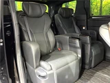 2025 Toyota Alphard Hybrid Hybrid Z Van for sale, Japanese used car export - photo 28 of 30 | GULJI TRADERS